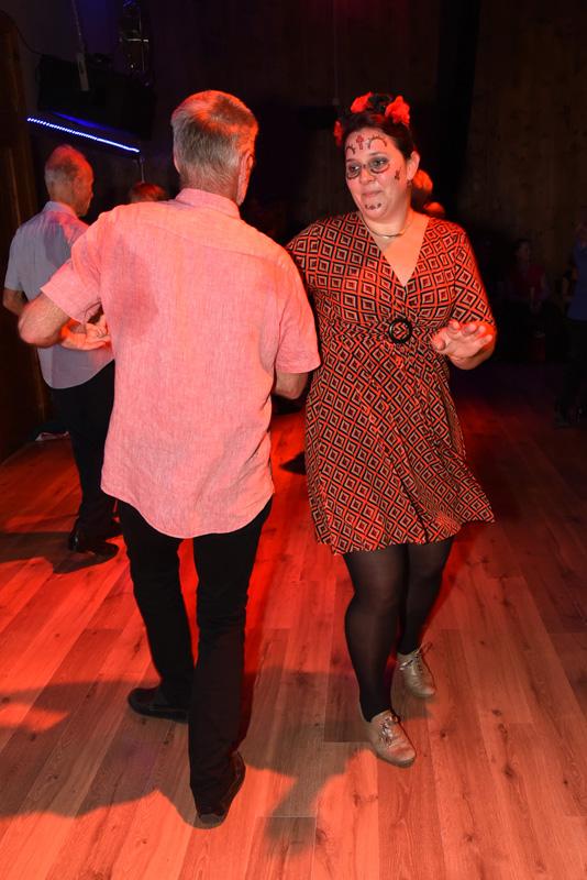 min 2022 10 30 Station Danse 445